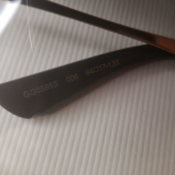 Gucci Gold Oversize Sunglasses - Picture 9 of 12